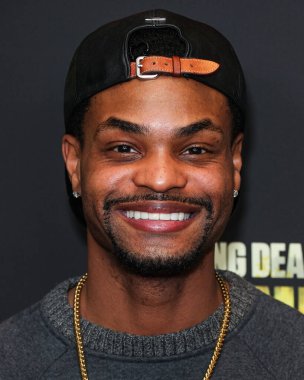 Andrew King Bach Bachelor, Los Angeles 'taki AMC +' The Walking Dead 'in galasına geliyor: The One Who Live' Sezon 1, 7 Şubat 2024 'te Hollywood, Los Angeles' taki Pickford Film Çalışmaları Merkezi 'ndeki Linwood Dunn Tiyatrosu' nda gerçekleştirildi.