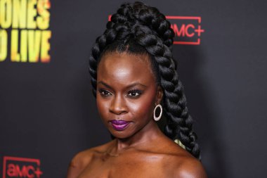 Danai Gurira, 7 Şubat 2024 'te Hollywood, Los Angeles, Kaliforniya, ABD' deki Linwood Dunn Tiyatrosu 'nda düzenlenen 1. Sezon' da Los Angeles 'taki AMC +' The Walking Dead 'in galasına geldi.