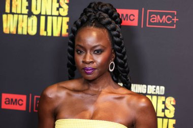 Danai Gurira, 7 Şubat 2024 'te Hollywood, Los Angeles, Kaliforniya, ABD' deki Linwood Dunn Tiyatrosu 'nda düzenlenen 1. Sezon' da Los Angeles 'taki AMC +' The Walking Dead 'in galasına geldi.