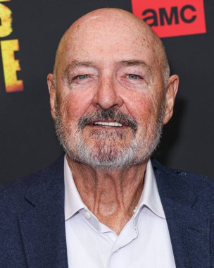 Terry O 'Quinn, Los Angeles' taki AMC + 'The Walking Dead' in galasına geliyor. 1. Sezon, 7 Şubat 2024 'te Hollywood, Los Angeles, California, Uni' deki Linwood Dunn Tiyatrosu 'nda düzenlenen Linwood Dunn Sineması' na geliyor.