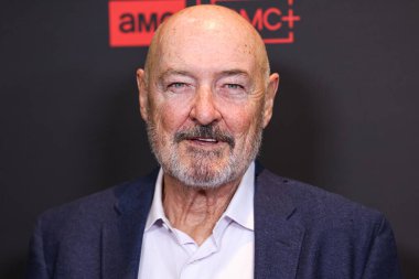 Terry O 'Quinn, Los Angeles' taki AMC + 'The Walking Dead' in galasına geliyor. 1. Sezon, 7 Şubat 2024 'te Hollywood, Los Angeles, California, Uni' deki Linwood Dunn Tiyatrosu 'nda düzenlenen Linwood Dunn Sineması' na geliyor.