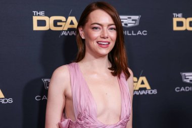 Emma Stone, Beverly Hilton Hotel 'de 10 Şubat 2024' te düzenlenen 76. Geleneksel Amerikan Yönetmenler Birliği (DGA) Ödülleri 'ne geldi.. 
