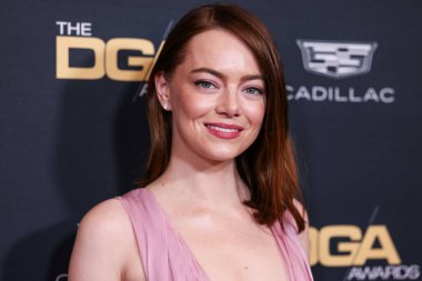 Emma Stone, Beverly Hilton Hotel 'de 10 Şubat 2024' te düzenlenen 76. Geleneksel Amerikan Yönetmenler Birliği (DGA) Ödülleri 'ne geldi.. 