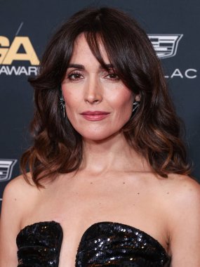 Rose Byrne, Beverly Hilton Oteli 'nde 10 Şubat 2024' te düzenlenen 76. Geleneksel Amerikan Yönetmenler Birliği (DGA) Ödülleri 'ne geldi.. 