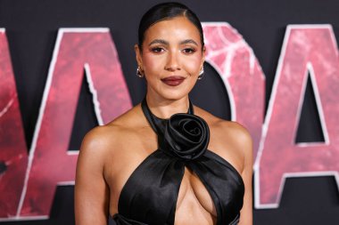 Julissa Bermudez, 12 Şubat 2024 'te Westwood, Los Angeles, Kaliforniya, ABD' deki Regency Village Theatre 'da düzenlenen Columbia Pictures' ın 'Madame Web' filminin dünya prömiyerine geldi..