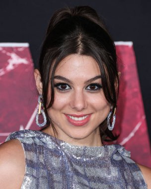 Kira Kosarin, 12 Şubat 2024 'te Westwood, Los Angeles, Kaliforniya' da Regency Village Theatre 'da düzenlenen Columbia Pictures' ın 'Madame Web' in dünya prömiyerine geldi..
