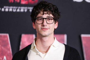 Milo Manheim, 12 Şubat 2024 'te Westwood, Los Angeles, Kaliforniya' da Regency Village Theatre 'da düzenlenen Columbia Pictures' ın 'Madame Web' adlı filminin dünya prömiyerine geldi..