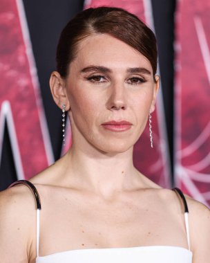 Zosia Mamet, 12 Şubat 2024 'te Westwood, Los Angeles, Kaliforniya, ABD' deki Regency Village Theatre 'da düzenlenen Columbia Pictures' ın 'Madame Web' filminin dünya prömiyerine geldi..