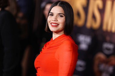 America Ferrera, 13 Şubat 2024 'te Hollywood, Los Angeles, Kaliforniya, ABD' deki Dolby Tiyatrosu 'nda düzenlenen 