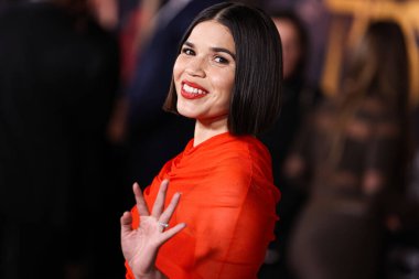 America Ferrera, 13 Şubat 2024 'te Hollywood, Los Angeles, Kaliforniya, ABD' deki Dolby Tiyatrosu 'nda düzenlenen 