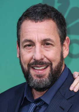 Adam Sandler, 18 Şubat 2024 'te Santa Monica, Los Angeles, Kaliforniya' da düzenlenen The Barker Hangar 'da düzenlenen 49..