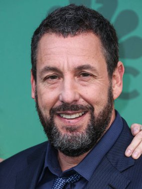 Adam Sandler, 18 Şubat 2024 'te Santa Monica, Los Angeles, Kaliforniya' da düzenlenen The Barker Hangar 'da düzenlenen 49..