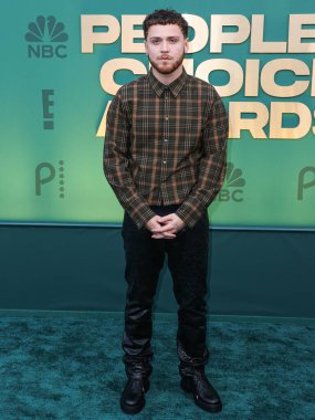 Bazzi, 18 Şubat 2024 'te Santa Monica, Los Angeles, Kaliforniya, ABD' de düzenlenen Barker Hangarı 'nda düzenlenen 49..