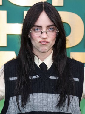 Billie Eilish, 18 Şubat 2024 'te Santa Monica, Los Angeles, Kaliforniya, ABD' de düzenlenen Barker Hangarı 'nda düzenlenen 49..
