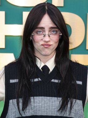 Billie Eilish, 18 Şubat 2024 'te Santa Monica, Los Angeles, Kaliforniya, ABD' de düzenlenen Barker Hangarı 'nda düzenlenen 49..