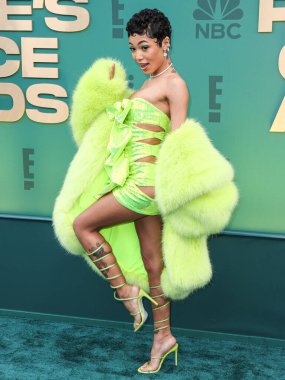 Alexandre Vauthier 'i giyen Coi Leray, 18 Şubat 2024' te Santa Monica, Los Angeles, Kaliforniya, ABD 'deki Barker Hangar' da düzenlenen 49.. 