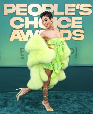 Alexandre Vauthier 'i giyen Coi Leray, 18 Şubat 2024' te Santa Monica, Los Angeles, Kaliforniya, ABD 'deki Barker Hangar' da düzenlenen 49..