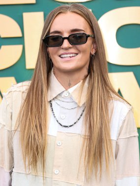 G Flip, 18 Şubat 2024 'te Santa Monica, Los Angeles, Kaliforniya' da düzenlenen The Barker Hangar 'da düzenlenen 49..