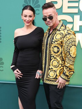 Jenni Farley ve Mike Sorrentino, 18 Şubat 2024 'te Santa Monica, Los Angeles, Kaliforniya, ABD' deki Barker Hangar 'da düzenlenen 49..