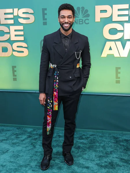 Anthony Hill, 18 Şubat 2024 'te Santa Monica, Los Angeles, Kaliforniya' da düzenlenen The Barker Hangar 'da düzenlenen 49.. 