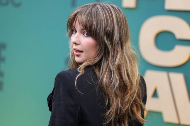 Samantha Hanratty, 18 Şubat 2024 'te Santa Monica, Los Angeles, Kaliforniya, ABD' de düzenlenen Barker Hangarı 'nda düzenlenen 49..