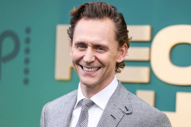 Ralph Lauren 'ı giyen Tom Hiddleston, 18 Şubat 2024' te Santa Monica, Los Angeles, Kaliforniya, ABD 'de düzenlenen The Barker Hangar' da düzenlenen 49..