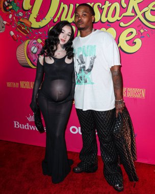 Bhad Bhabie (Danielle Peskowitz Bregoli) ve erkek arkadaşı Le Vaughn, Los Angeles Premiere Of Shout 'a geldiler! Stüdyolar, Her Şey Komedi ve Ütopya 'nın Haziran' ı 20 Şubat 2024 'te Hollywood, Los Angeles' taki TCL Çin 6 Tiyatrosu 'nda düzenlendi.