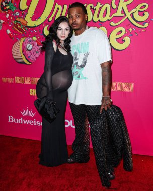 Bhad Bhabie (Danielle Peskowitz Bregoli) ve erkek arkadaşı Le Vaughn, Los Angeles Premiere Of Shout 'a geldiler! Stüdyolar, Her Şey Komedi ve Ütopya 'nın Haziran' ı 20 Şubat 2024 'te Hollywood, Los Angeles' taki TCL Çin 6 Tiyatrosu 'nda düzenlendi.