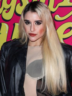 Gia Woods, Los Angeles Çığlık Galası 'na geliyor! Stüdyolar, Her Şey Komedi ve Ütopya 'nın Haziran' ı 20 Şubat 2024 'te Hollywood, Los Angeles, Kaliforniya, ABD' deki TCL Çin 6 Tiyatrosu 'nda düzenlendi..