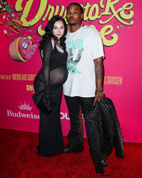 Bhad Bhabie (Danielle Peskowitz Bregoli) ve erkek arkadaşı Le Vaughn, Los Angeles Premiere Of Shout 'a geldiler! Stüdyolar, Her Şey Komedi ve Ütopya 'nın Haziran' ı 20 Şubat 2024 'te Hollywood, Los Angeles' taki TCL Çin 6 Tiyatrosu 'nda düzenlendi.