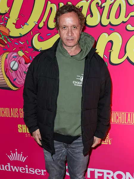 Pauly Shore, Los Angeles 'ın ilk gösterimine geliyor! Stüdyolar, Her Şey Komedi ve Ütopya 'nın Haziran' ı 20 Şubat 2024 'te Hollywood, Los Angeles, Kaliforniya, ABD' deki TCL Çin 6 Tiyatrosu 'nda düzenlendi..