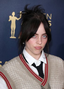 Vivienne Westwood 'u giyen Billie Eilish, 24 Şubat 2024' te ABD 'nin Kaliforniya eyaletinin Los Angeles kentindeki Shrine Auditorium ve Expo Hall' da düzenlenen 30.. 