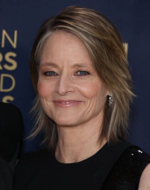 Jodie Foster, Shrine Konser Salonu ve Fuar Salonu 'nda 24 Şubat 2024' te düzenlenen 30. Yıllık Sinema Oyuncuları Loncası Ödülleri 'ne ulaştı.. 