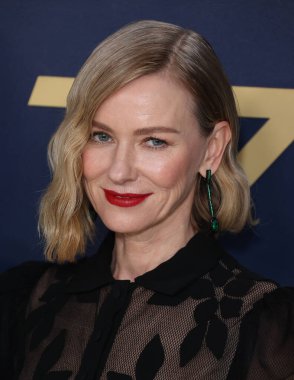 Naomi Watts, Shrine Konser Salonu ve Fuar Salonu 'nda 24 Şubat 2024' te düzenlenen 30. Yıllık Sinema Oyuncuları Loncası Ödülleri 'ne geliyor.. 
