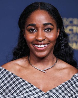 Ayo Edebiri, 24 Şubat 2024 'te ABD' nin Los Angeles kentinde düzenlenen 30. Sinema Oyuncuları Loncası Ödülleri 'nde' The Bear 'adlı komedi dizisinde En İyi Kadın Oyuncu ve En İyi Performans ödülünün sahibi.