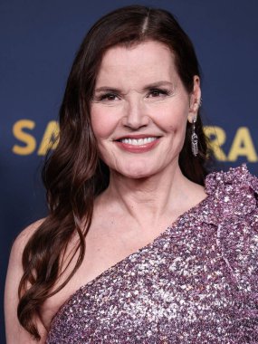 Geena Davis, 24 Şubat 2024 'te ABD' nin Kaliforniya eyaletinin Los Angeles şehrinde düzenlenen Shrine Konser Salonu ve Fuar Salonu 'nda düzenlenen 30..