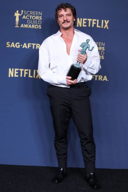 Pedro Pascal, Shrine Konser Salonu ve Fuar Salonu 'nda 24 Şubat 2024' te düzenlenen 30. Yıllık Tiyatro Oyuncuları Loncası Ödülleri 'nde Drama Dizisi Ödülü' nde En İyi Erkek Oyuncu Ödülü sahibi.