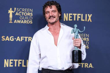 Pedro Pascal, Shrine Konser Salonu ve Fuar Salonu 'nda 24 Şubat 2024' te düzenlenen 30. Yıllık Tiyatro Oyuncuları Loncası Ödülleri 'nde Drama Dizisi Ödülü' nde En İyi Erkek Oyuncu Ödülü sahibi.