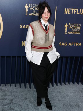 Vivienne Westwood 'u giyen Billie Eilish, 24 Şubat 2024' te ABD 'nin Kaliforniya eyaletinin Los Angeles kentindeki Shrine Auditorium ve Expo Hall' da düzenlenen 30.. 