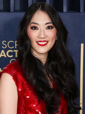 Clara Wong 'un giydiği Iris Van Herpen Couture elbisesi ve Brandon Blackwood ayakkabıları 24 Şubat 2024' te ABD 'nin Los Angeles şehrinde düzenlenen Shrine Auditorium ve Expo Hall' da düzenlenen 30.. 