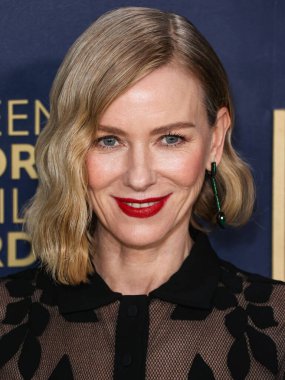 Naomi Watts, Shrine Konser Salonu ve Fuar Salonu 'nda 24 Şubat 2024' te düzenlenen 30. Yıllık Sinema Oyuncuları Loncası Ödülleri 'ne geliyor.. 
