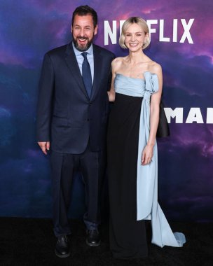 Adam Sandler ve Carey Mulligan, Netflix 'in 26 Şubat 2024' te Hollywood 'daki Mısırlı Tiyatrosu' nda düzenlenen 'Spaceman' in Los Angeles Özel Gösterimi 'ne geldiler.. 
