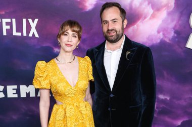 Emma D. Miller ve Colby Day, Los Angeles Netflix 'in 