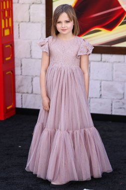 Cece Valentina, 3 Mart 2024 'te Amerika Birleşik Devletleri' nin Kaliforniya eyaletinin Los Angeles şehrinde bulunan The Grove 14 'te düzenlenen Dreamworks Animasyon ve Universal Pictures' Kung Fu Panda 4 'ün dünya prömiyerine geldi.. 