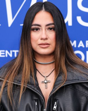 Khy giyen Ally Brooke, 6 Mart 2024 'te Inglewood, Los Angeles, Kaliforniya, ABD' deki SoFi Stadyumu 'ndaki YouTube Tiyatrosu' nda düzenlenen 2024 Billboard Women in Music 'e ulaştı..
