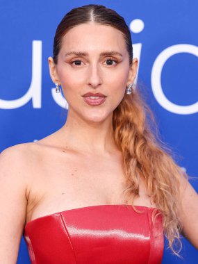 Eliane Gallero, 6 Mart 2024 'te Inglewood, Los Angeles, Kaliforniya, ABD' deki SoFi Stadyumu 'ndaki YouTube tiyatrosunda düzenlenen 2024 Billboard Women in Music' e ulaştı..