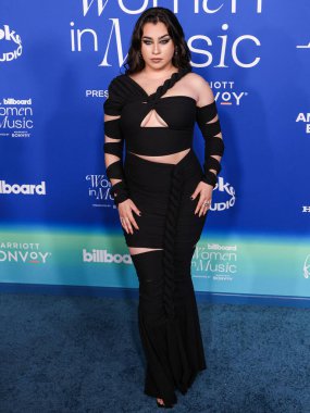 Lauren Jauregui, 6 Mart 2024 'te Inglewood, Los Angeles, Kaliforniya, ABD' deki SoFi Stadyumu 'ndaki YouTube Tiyatrosu' nda düzenlenen 2024 Billboard Women in Music 'e geldi.. 