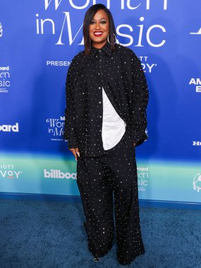 Rapsody, 6 Mart 2024 'te Inglewood, Los Angeles, Kaliforniya, ABD' deki SoFi Stadyumu 'ndaki YouTube Tiyatrosu' nda düzenlenen 2024 Billboard Women in Music 'e ulaştı..