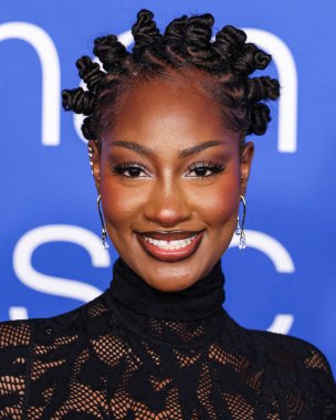 Tems, 6 Mart 2024 tarihinde Inglewood, Los Angeles, Kaliforniya, ABD 'deki SoFi Stadyumu' ndaki YouTube Tiyatrosu 'nda düzenlenen 2024 Billboard Women in Music' e ulaştı..