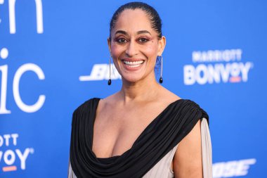 Tracee Ellis Ross, 6 Mart 2024 'te Inglewood, Los Angeles, Kaliforniya, ABD' deki SoFi Stadyumu 'ndaki YouTube Tiyatrosu' nda düzenlenen 2024 Billboard Women in Music 'e ulaştı..